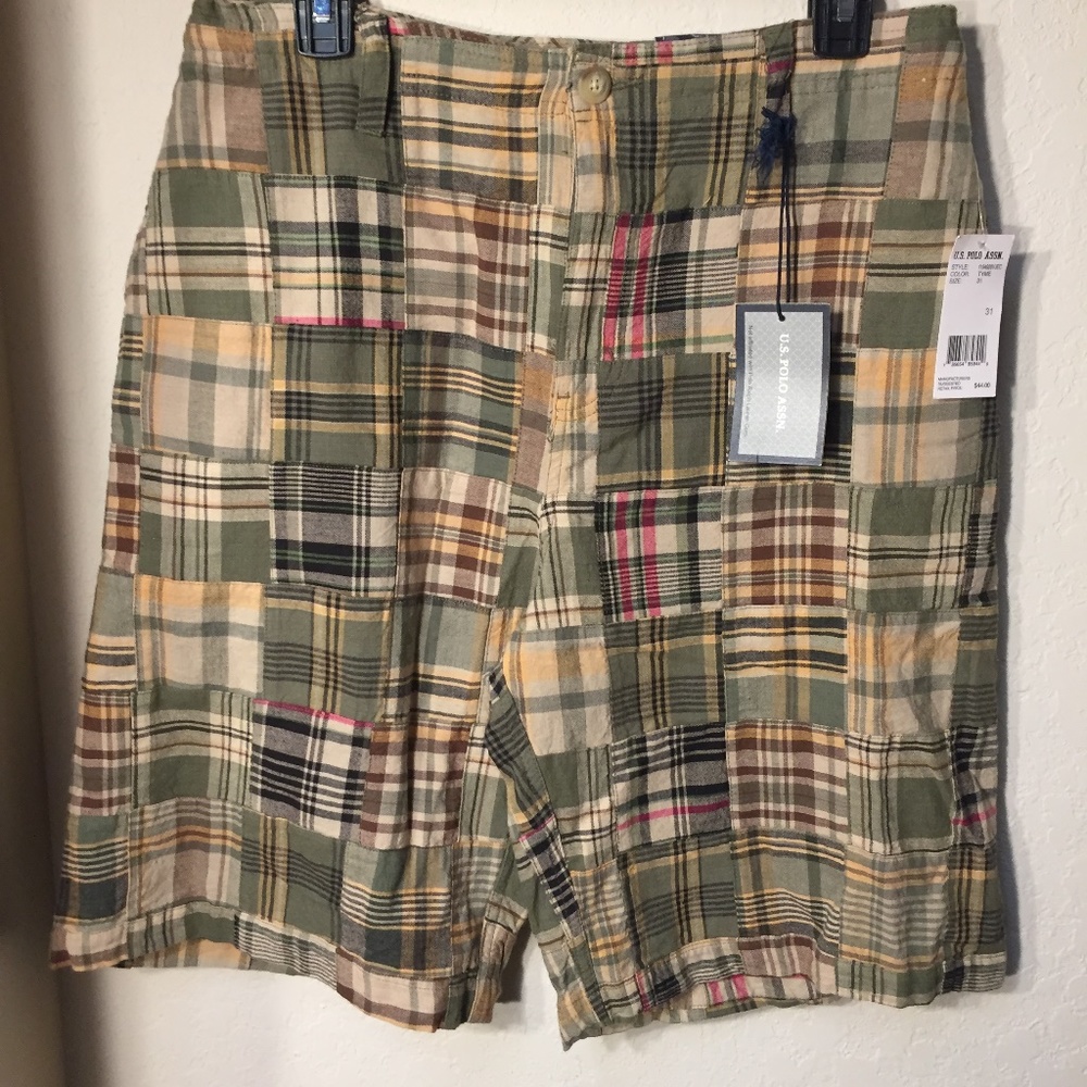 Men's U.S. Polo Assn. Plaid Flat Front Shorts, 31W